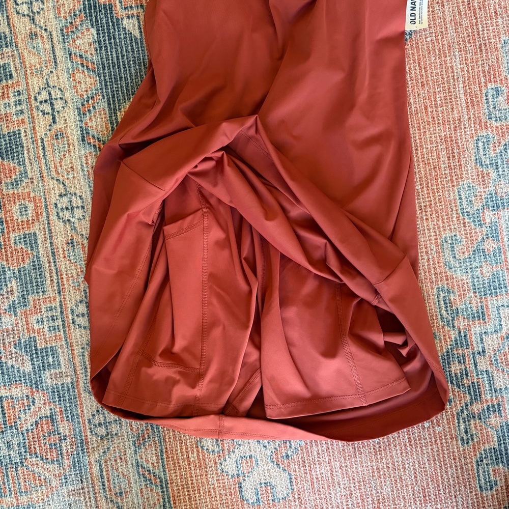 NWT - Old Navy PowerSoft Shelf- Bra Rust Athletic Activewear Dress - Picture 9 of 9